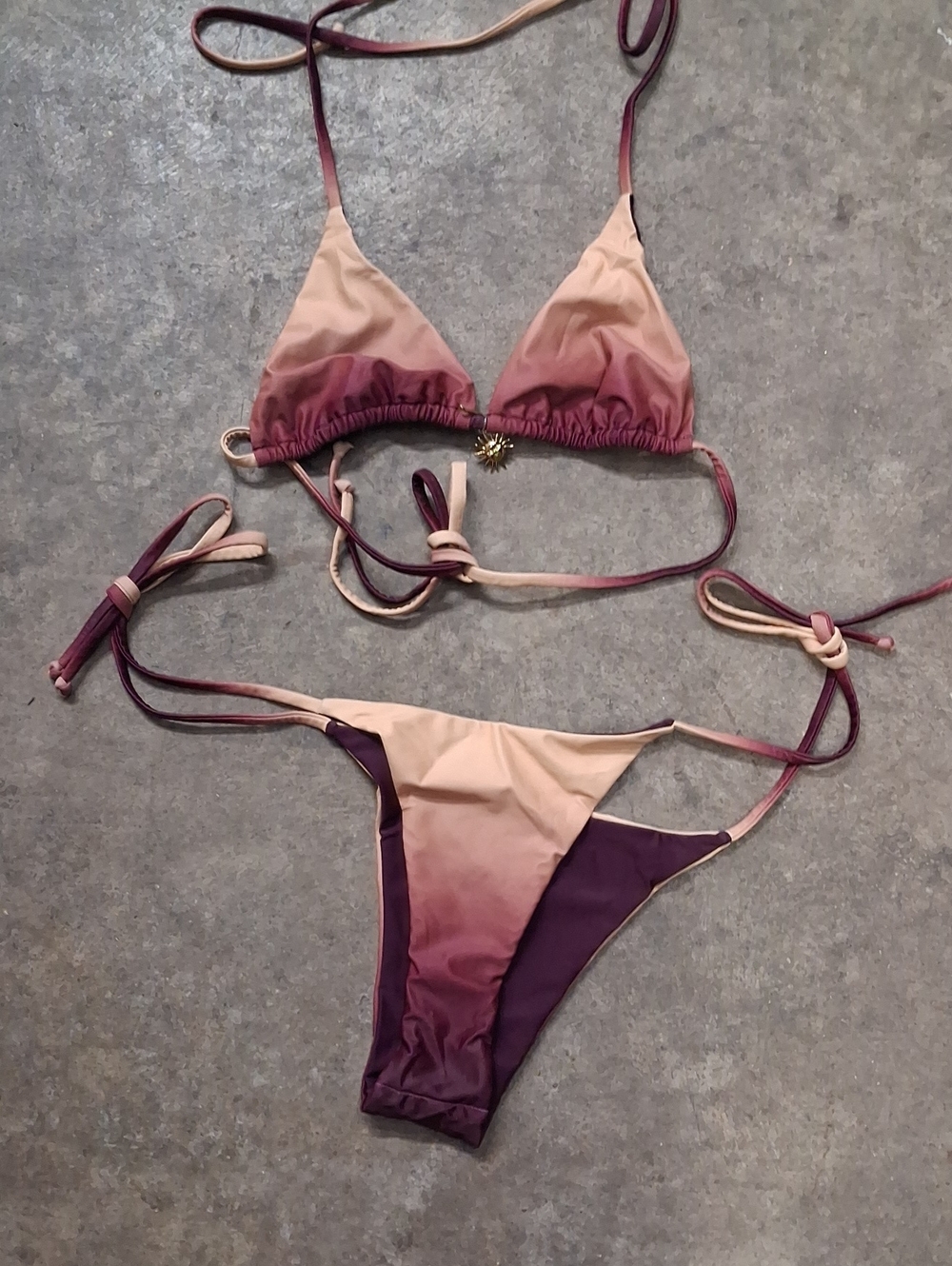 NWOT Womens Ombre Triangle String Bikini Set in Mauve and Blush